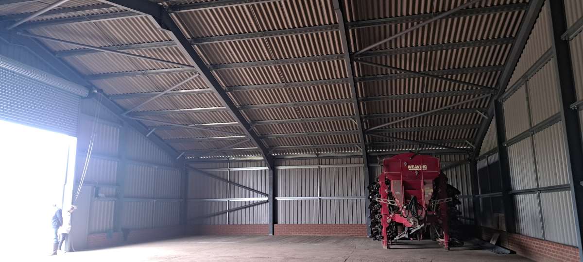 Industrial Unit in Newton Longville - photo 3