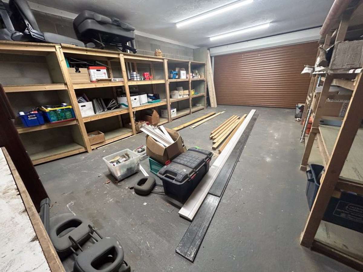 Industrial Unit in Congleton - photo 3