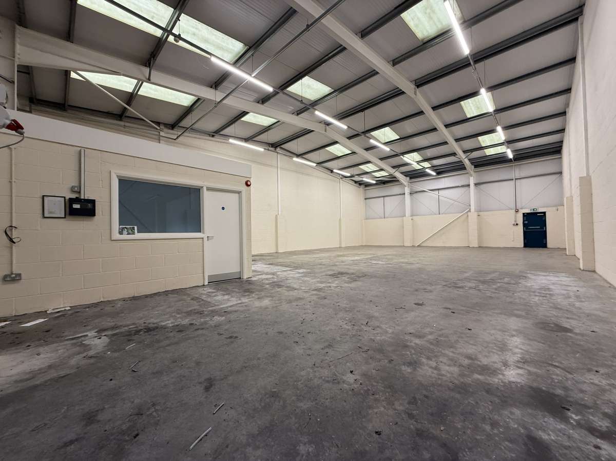 Industrial Unit in Hinckley - photo 2