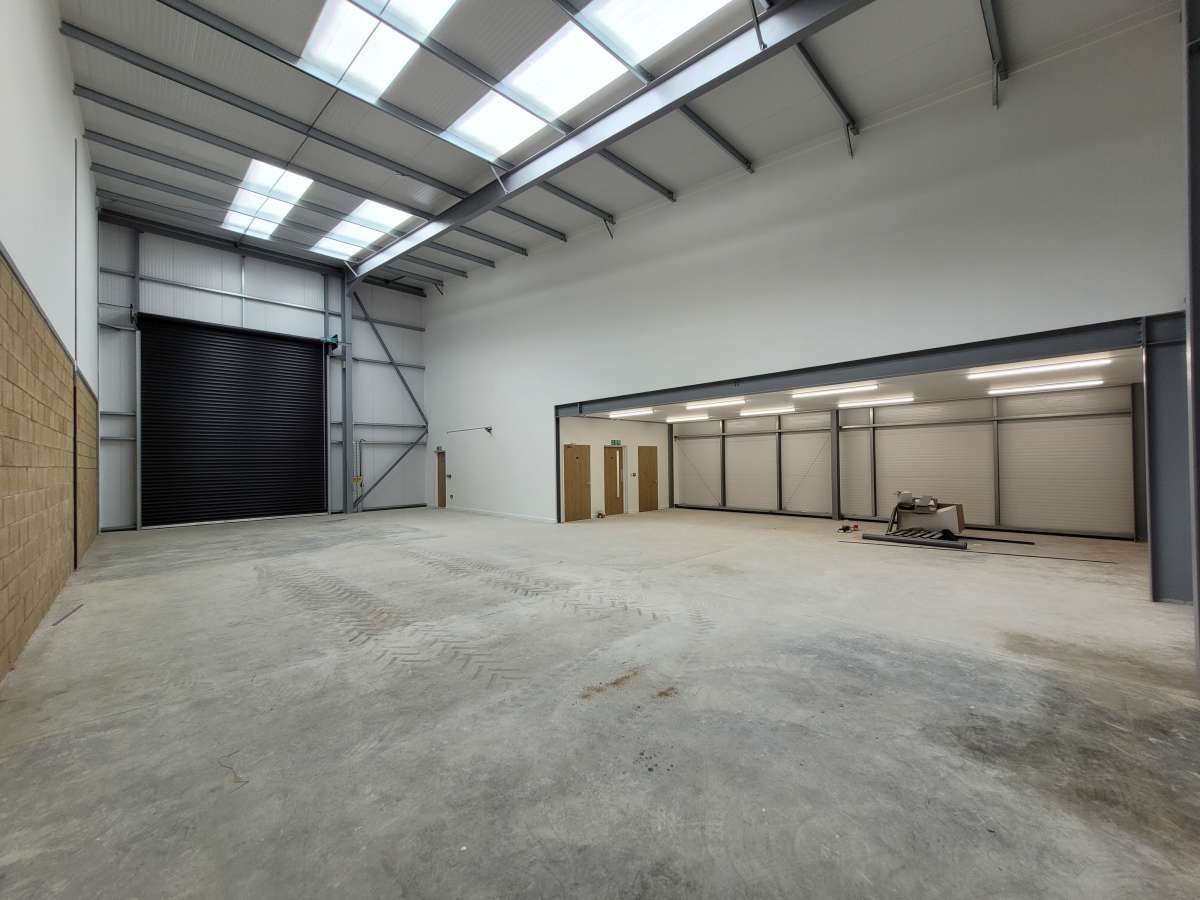 Industrial Unit in St. Ives - photo 4