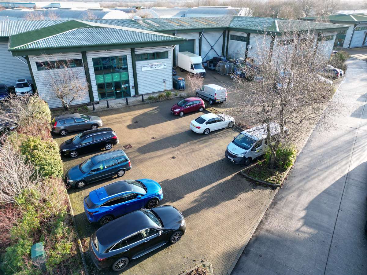 Industrial Unit in Witham - photo 2
