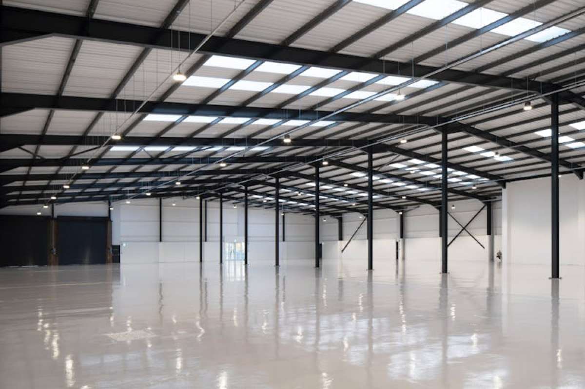 Industrial Unit in Reading - photo 2