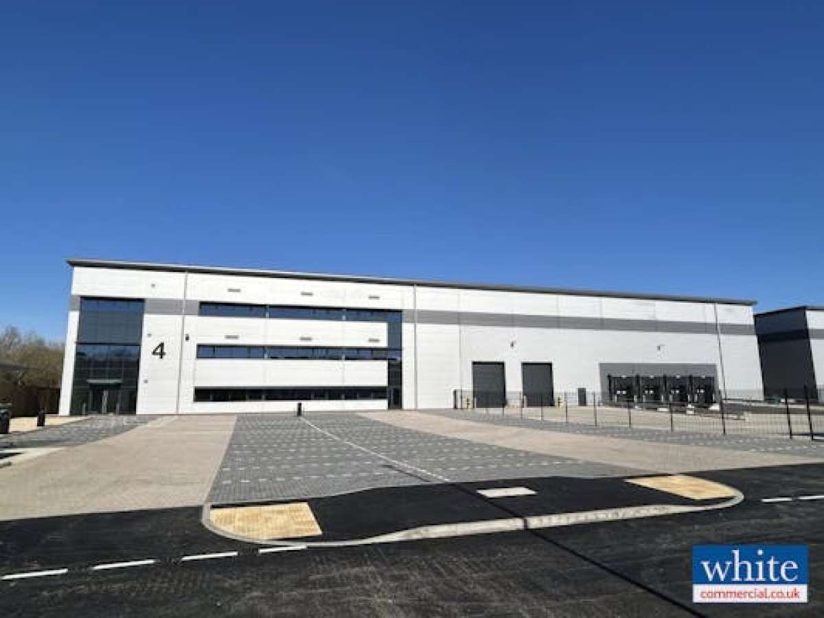 Industrial Unit in Bicester - photo 3