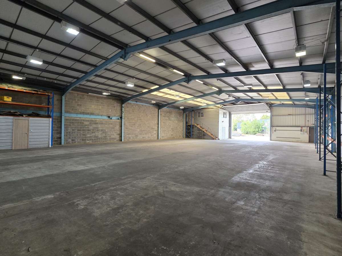 Industrial Unit in Newchurch - photo 4