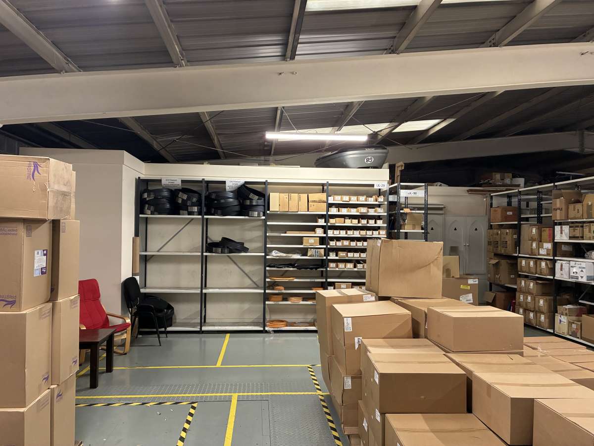 Industrial Unit in Hardwick Industrial Estate - photo 2