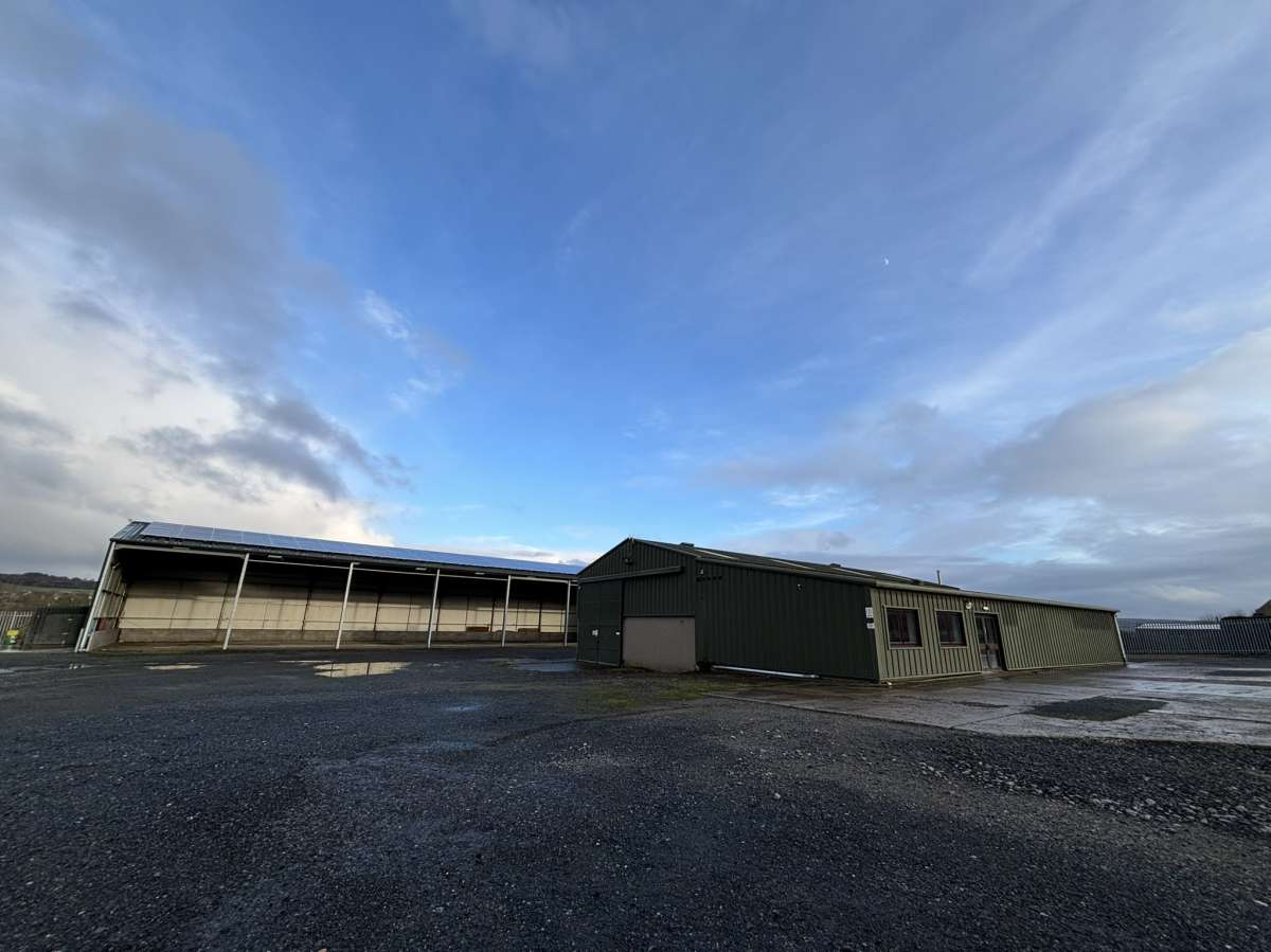 Industrial Unit in Turriff - photo 3