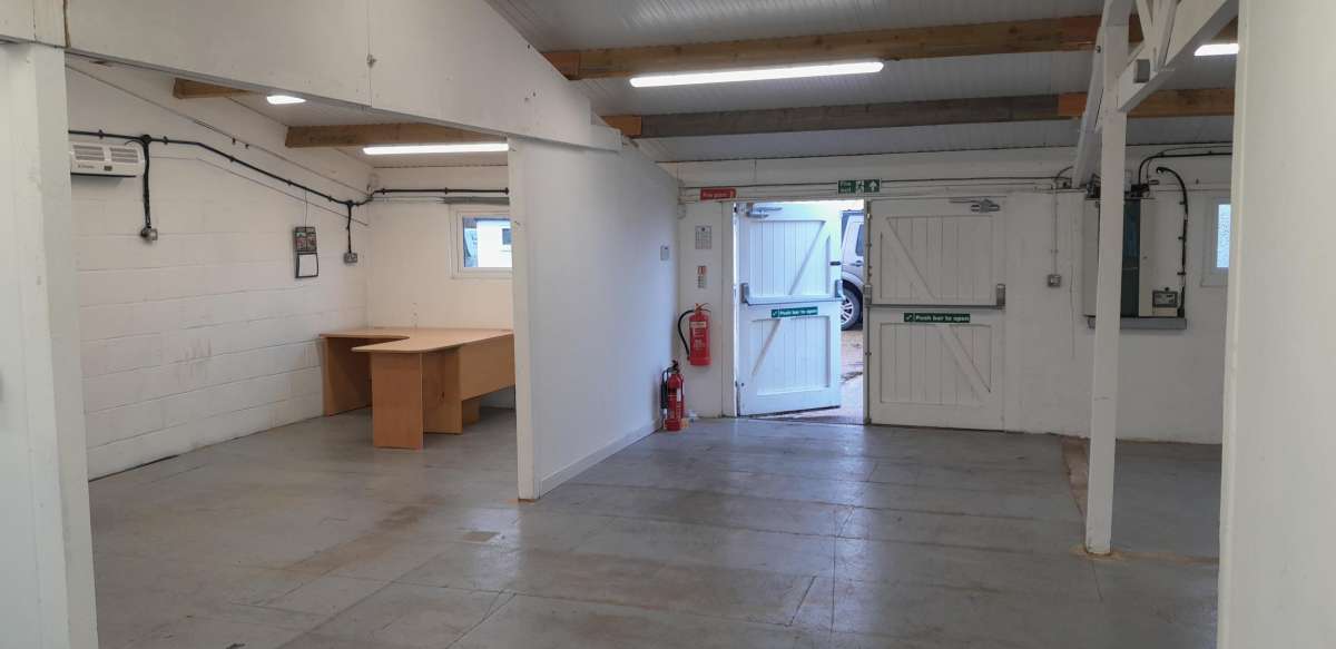 Industrial Unit in Bethersden - photo 4