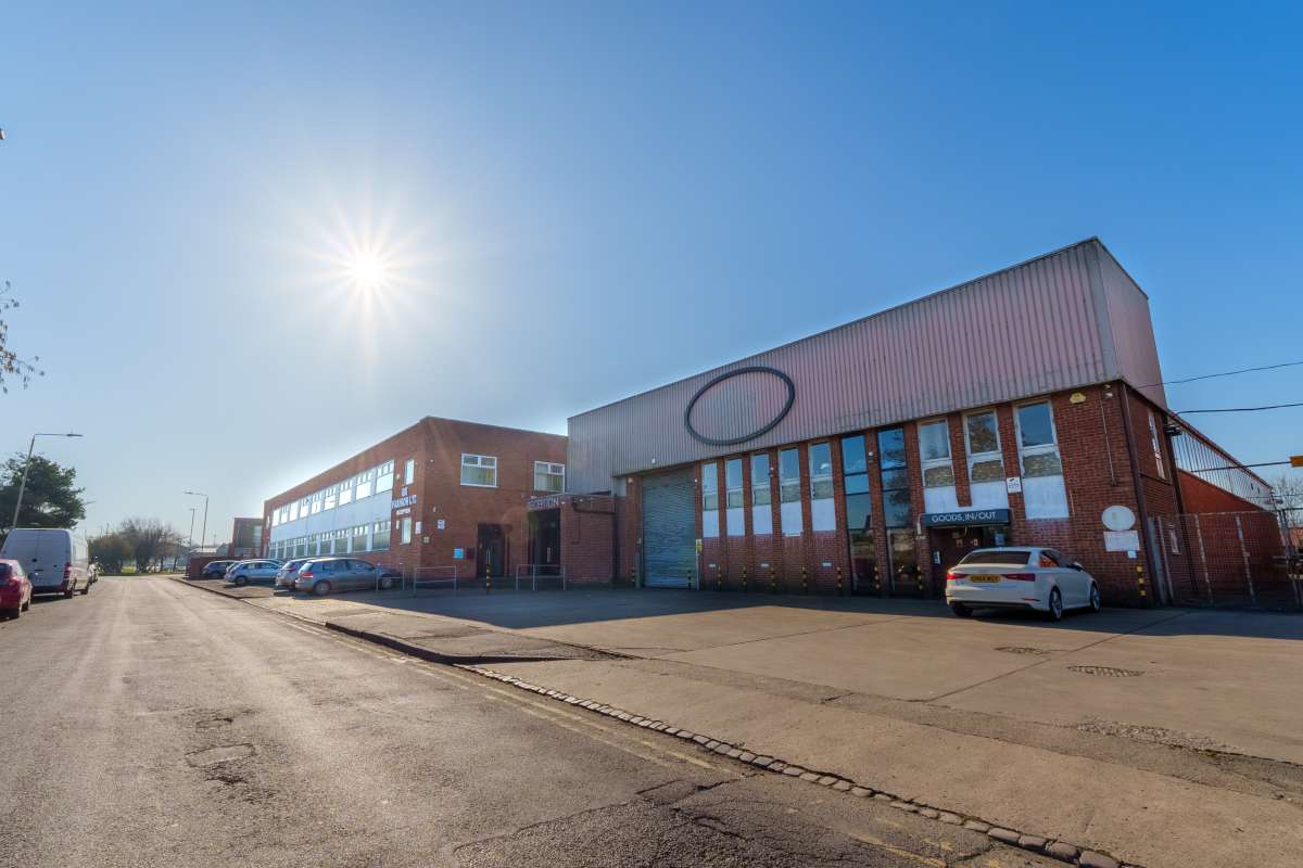 Industrial Unit in Leicester - photo 3