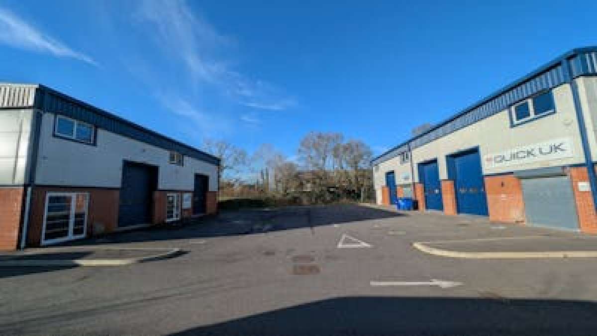 Industrial Unit in Southampton - photo 4