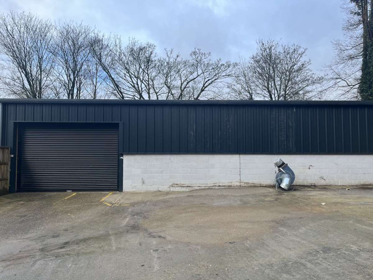 Office in Alresford - photo 3