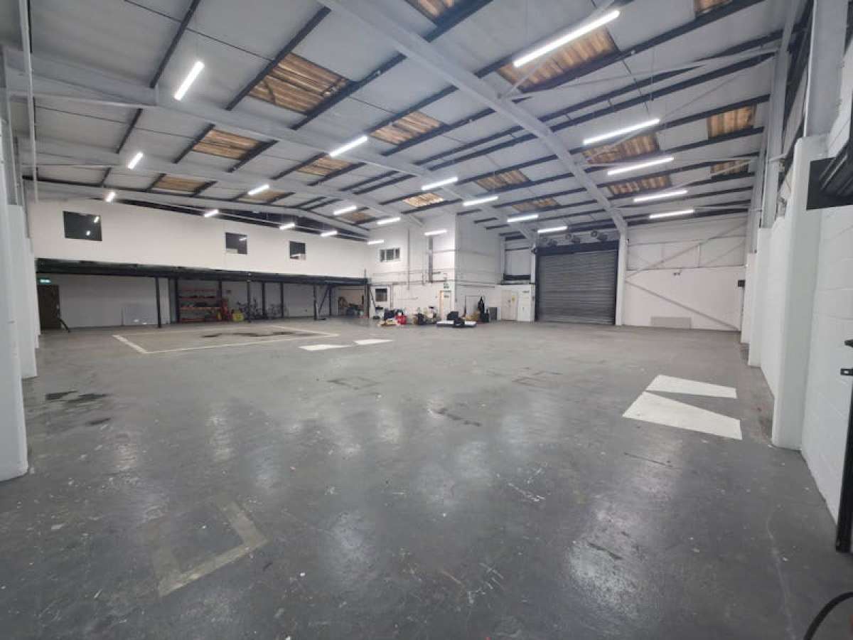 Industrial Unit in Hackney Wick - photo 3