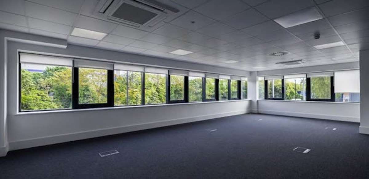 Industrial Unit in Enfield - photo 4