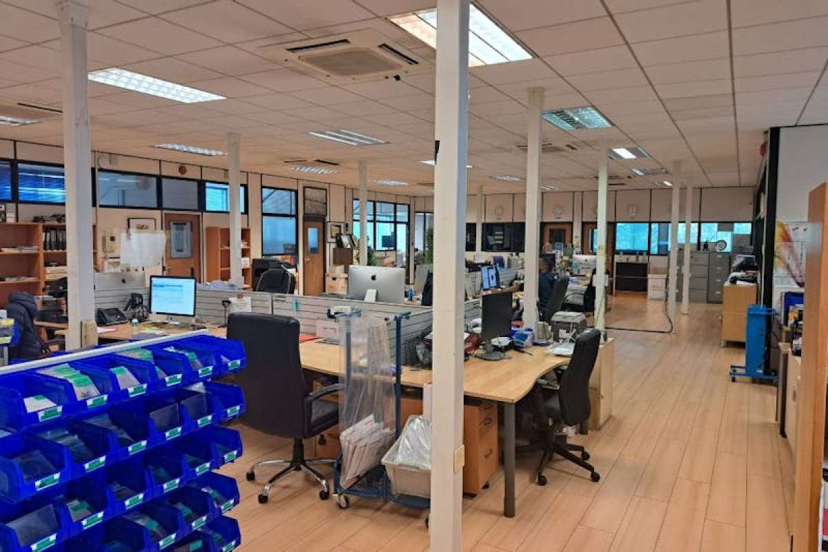 Industrial Unit in Sydenham - photo 4