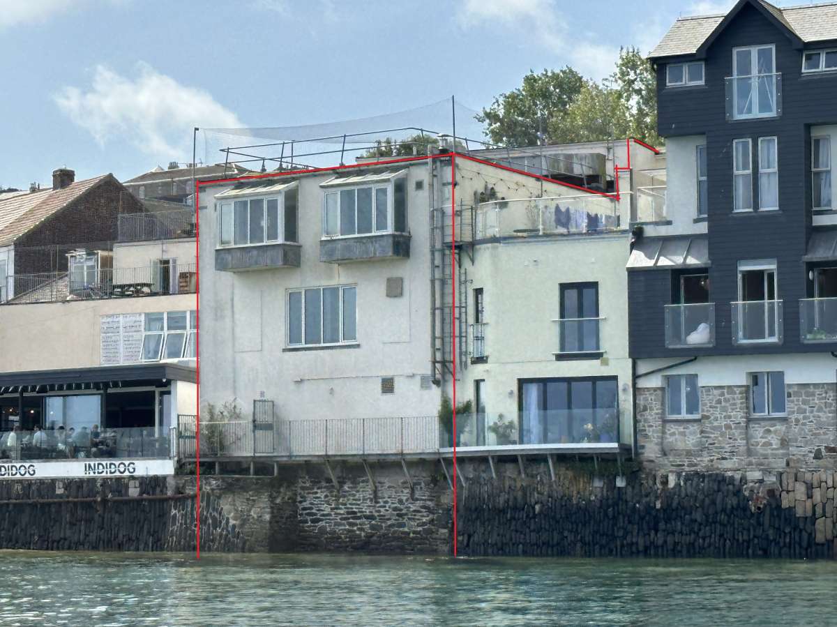 Industrial Unit in Falmouth - photo 2