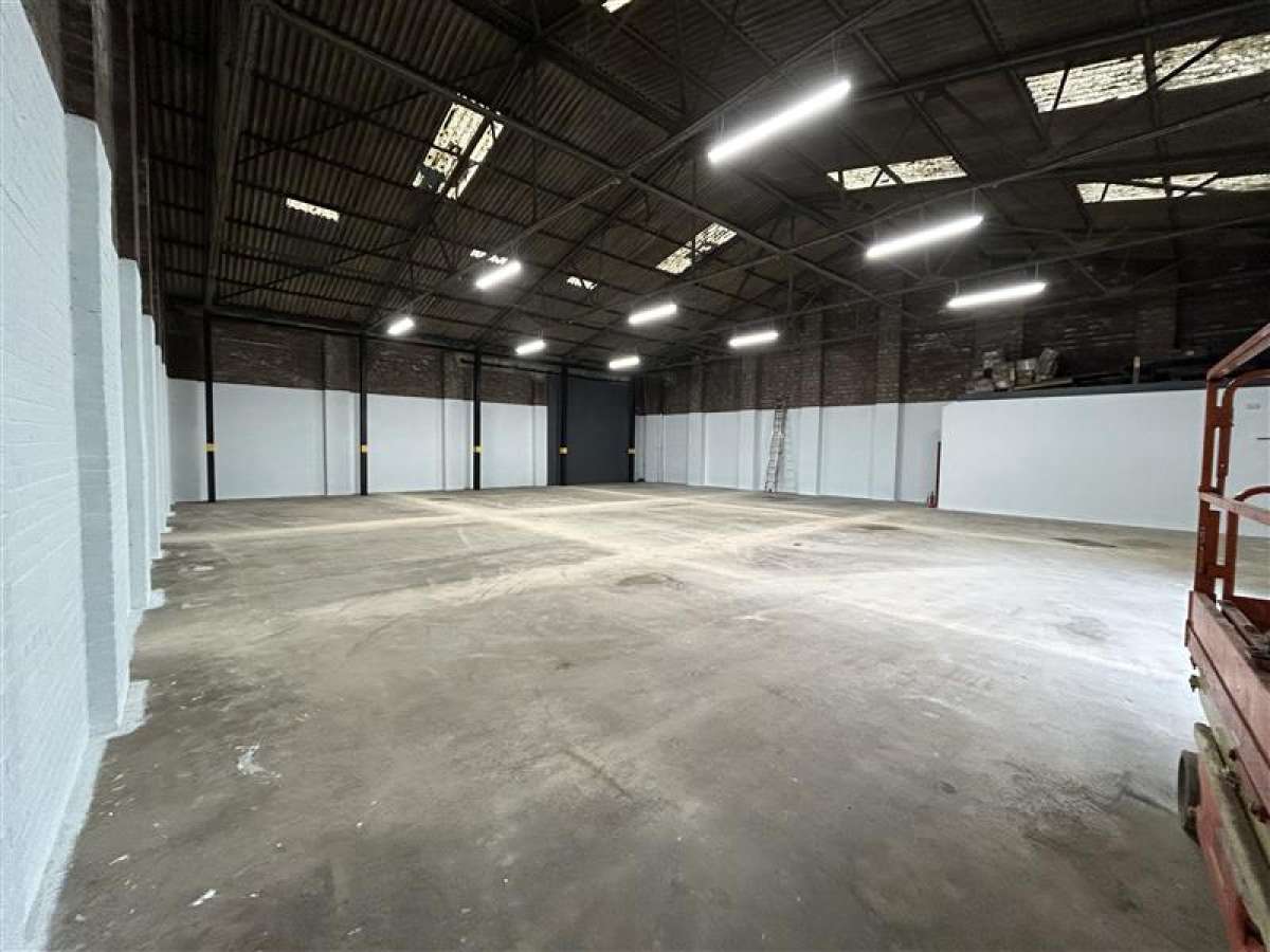 Industrial Unit in Plymouth - photo 4