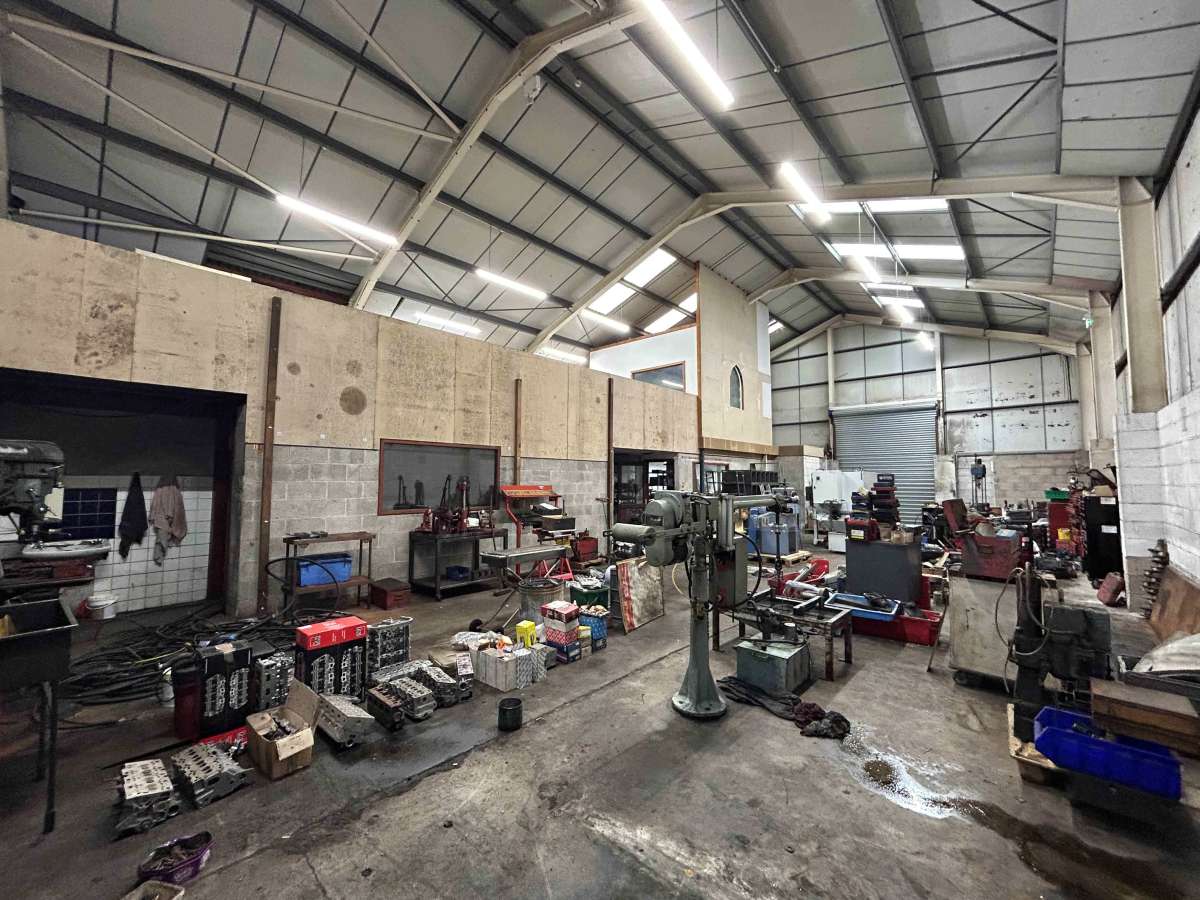 Industrial Unit in Plymouth - photo 4