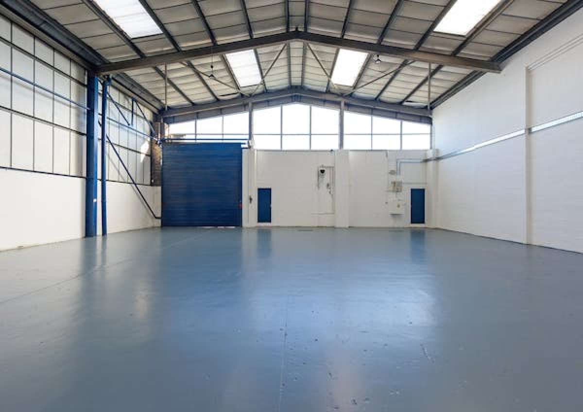 Industrial Unit in Cradley Heath - photo 2
