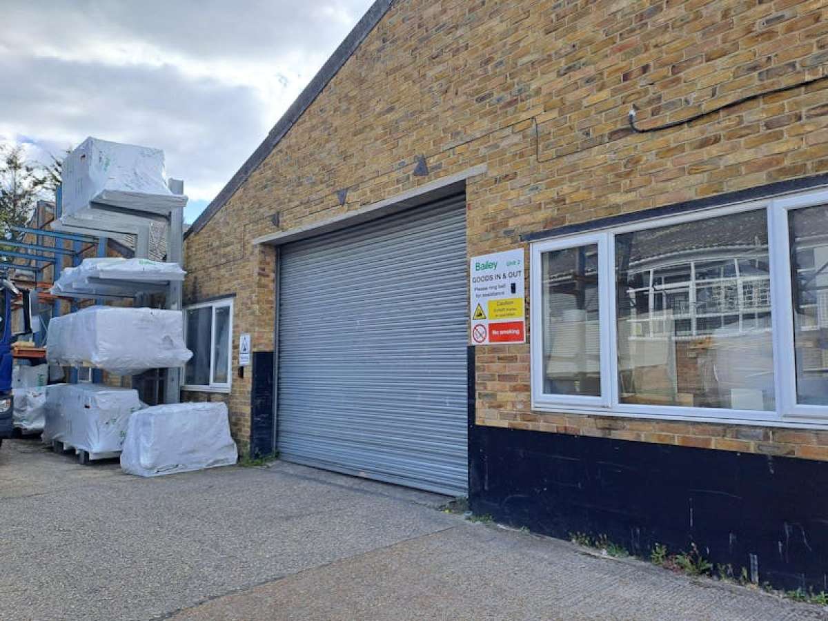 Industrial Unit in Horsham - photo 4