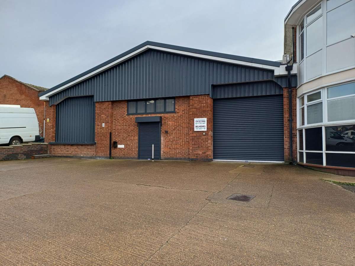 Industrial Unit in Leicester - photo 2