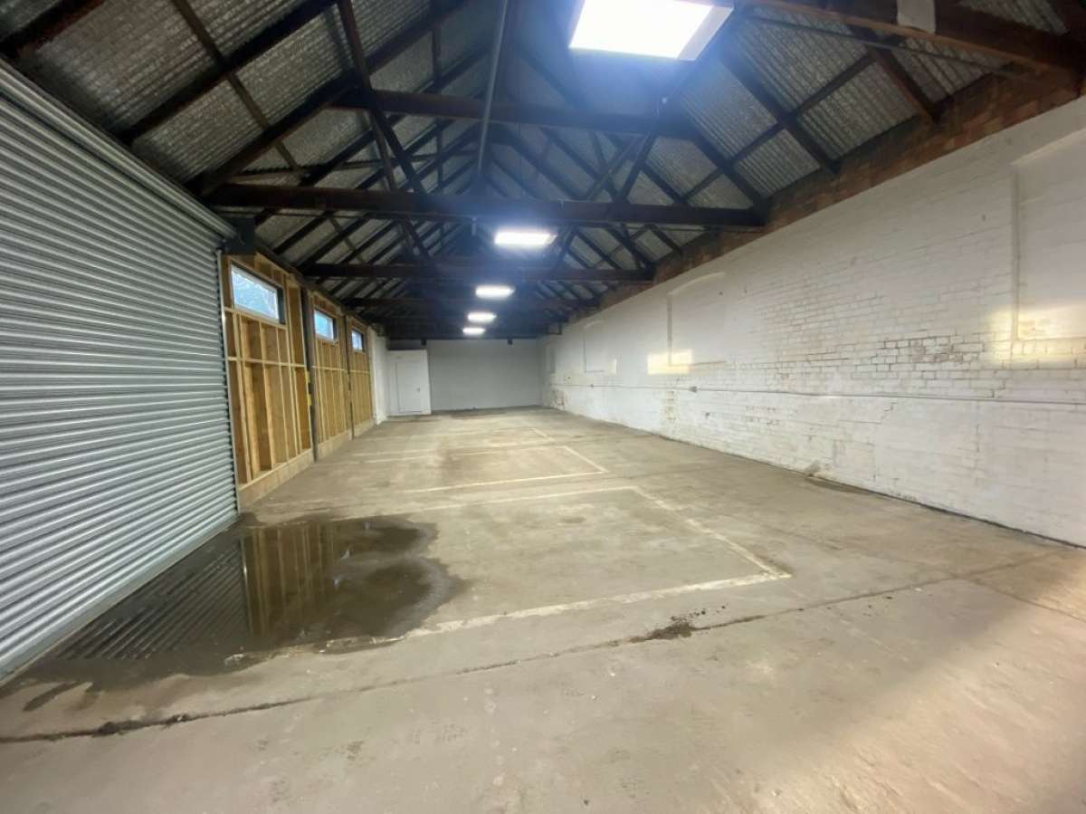 Industrial Unit in Stowmarket - photo 2
