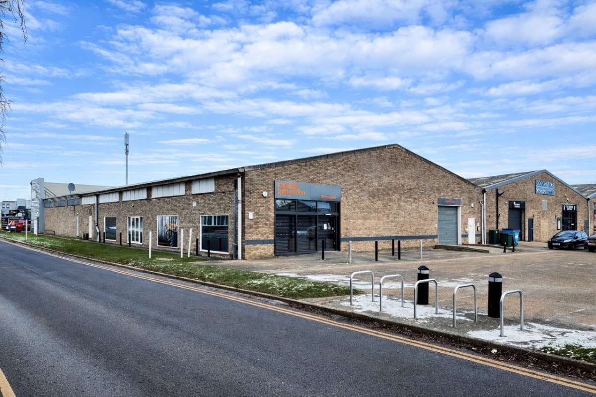 Industrial Unit in Stanway - photo 2