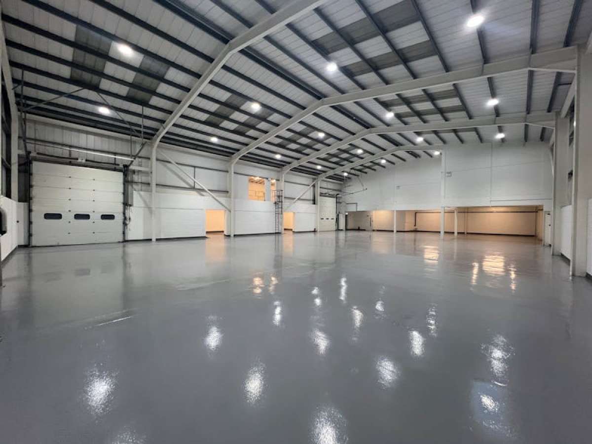 Industrial Unit in Portsmouth - photo 4