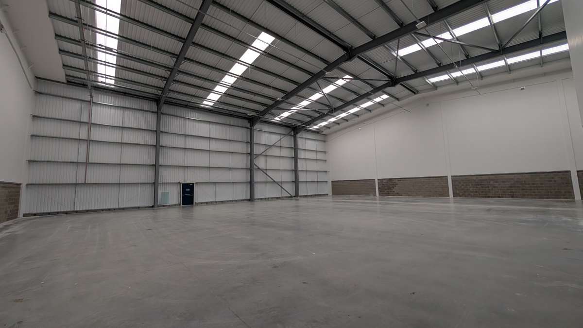 Industrial Unit in Bournemouth - photo 4