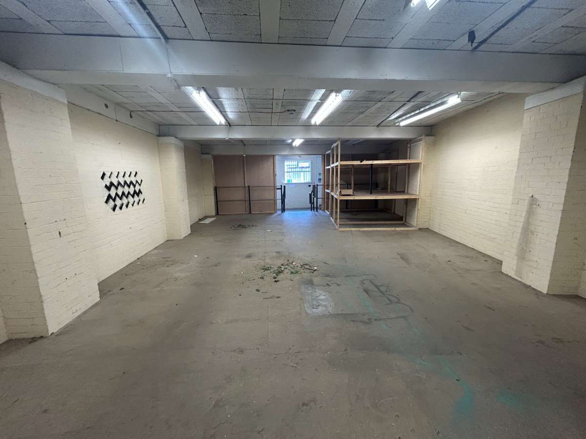 Industrial Unit in Oadby - photo 4