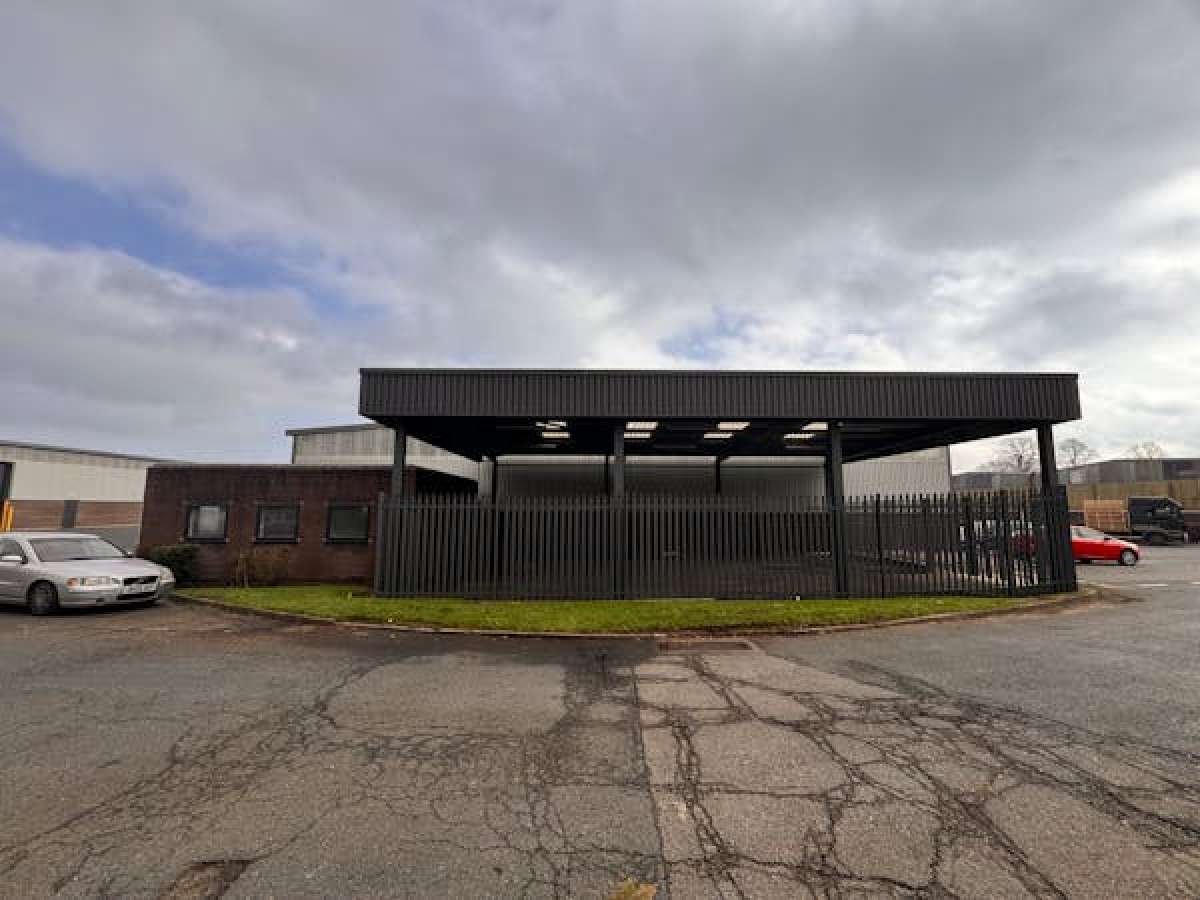 Industrial Unit in KIDDERMINSTER - photo 4