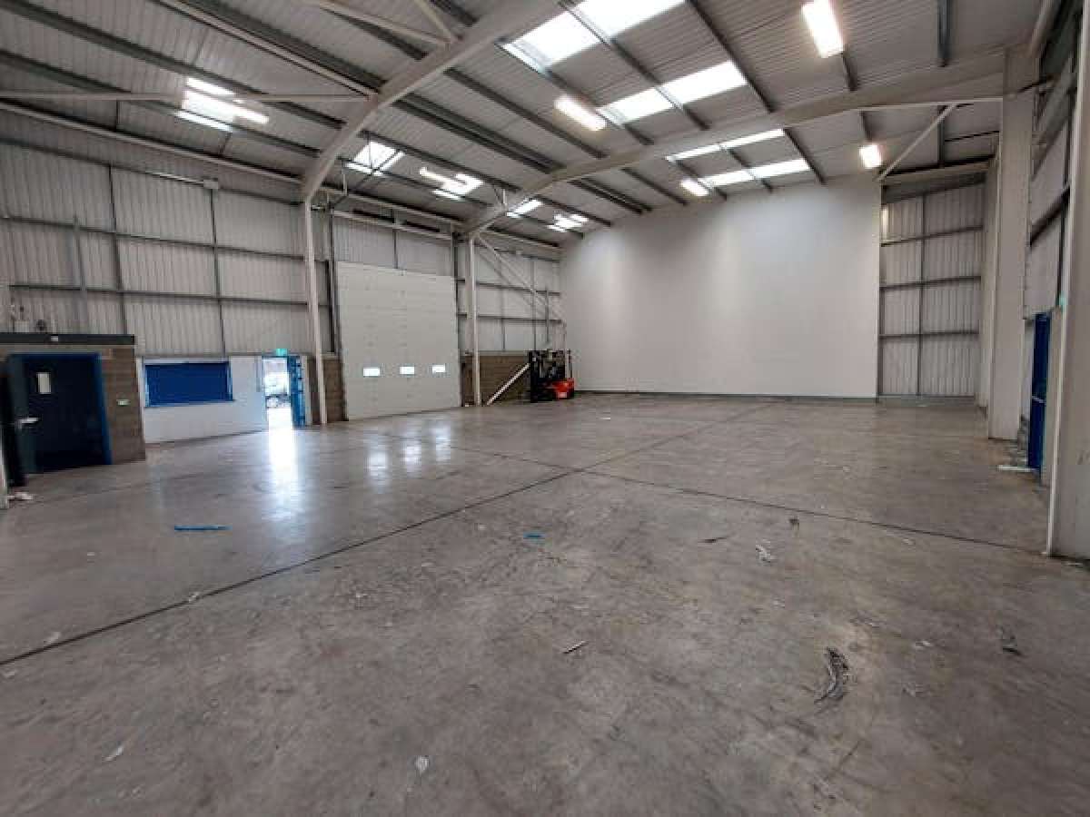 Industrial Unit in Worksop - photo 3