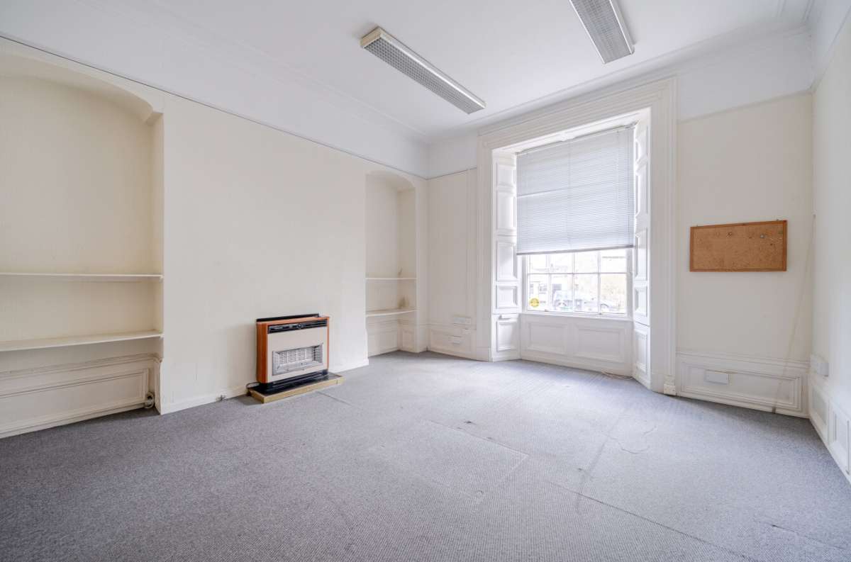 Industrial Unit in Redruth - photo 2