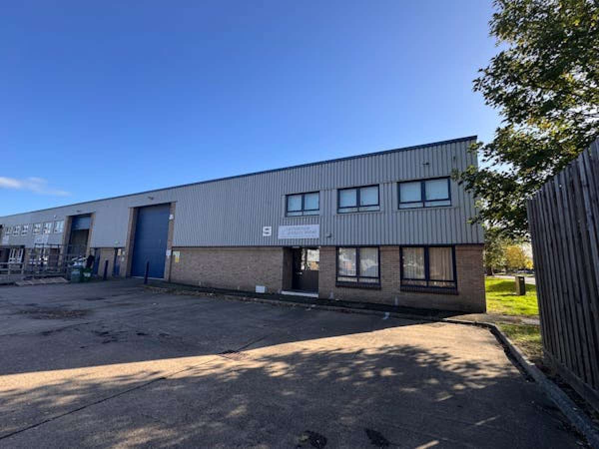 Industrial Unit in Tewkesbury - photo 4