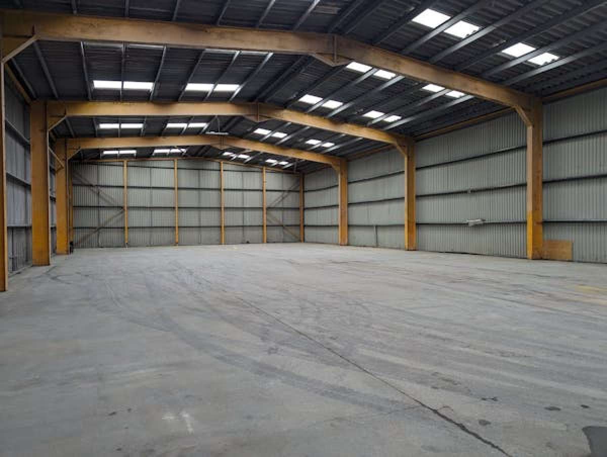 Industrial Unit in Widnes - photo 2