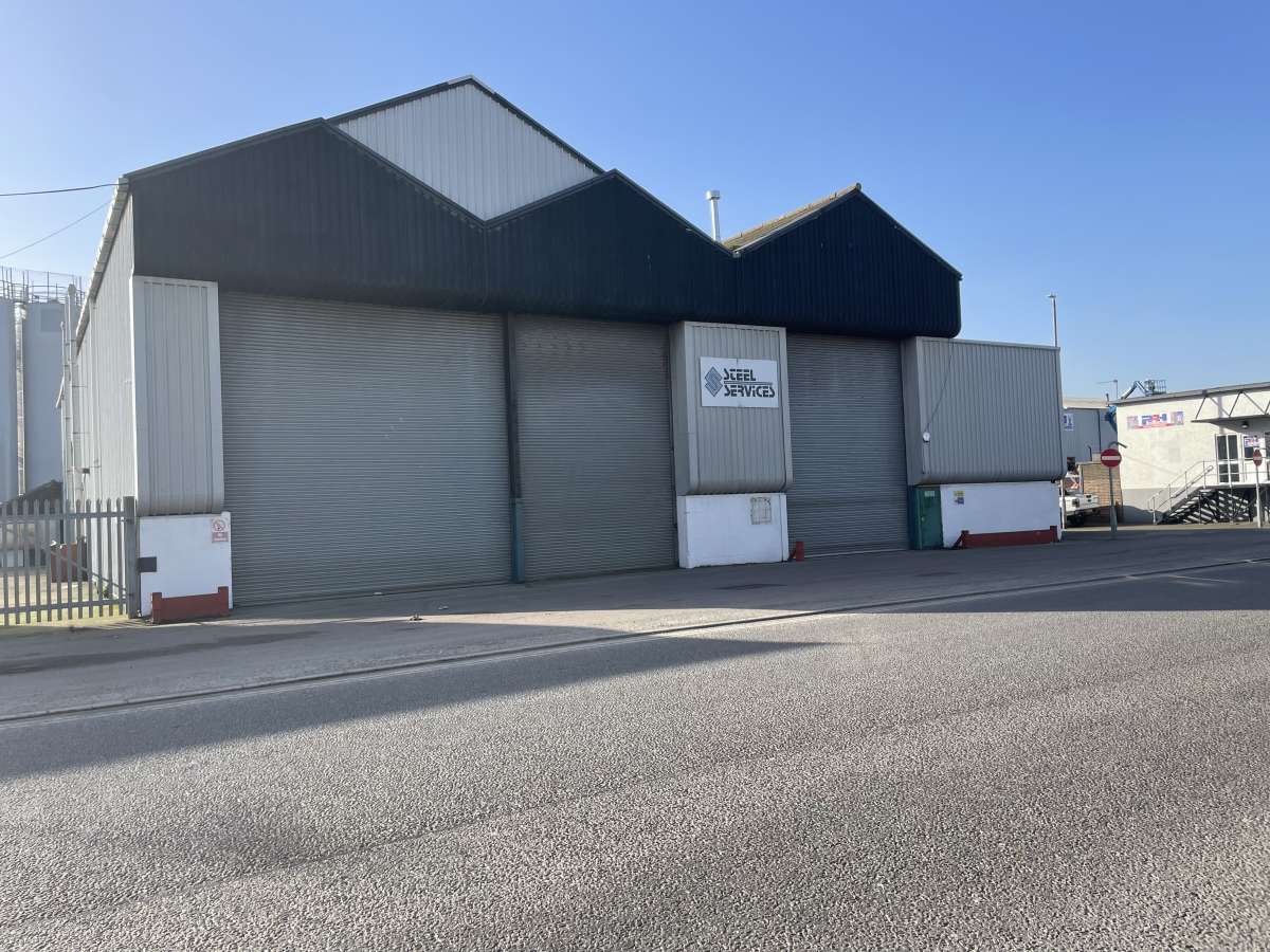 Industrial Unit in Great Yarmouth - photo 2