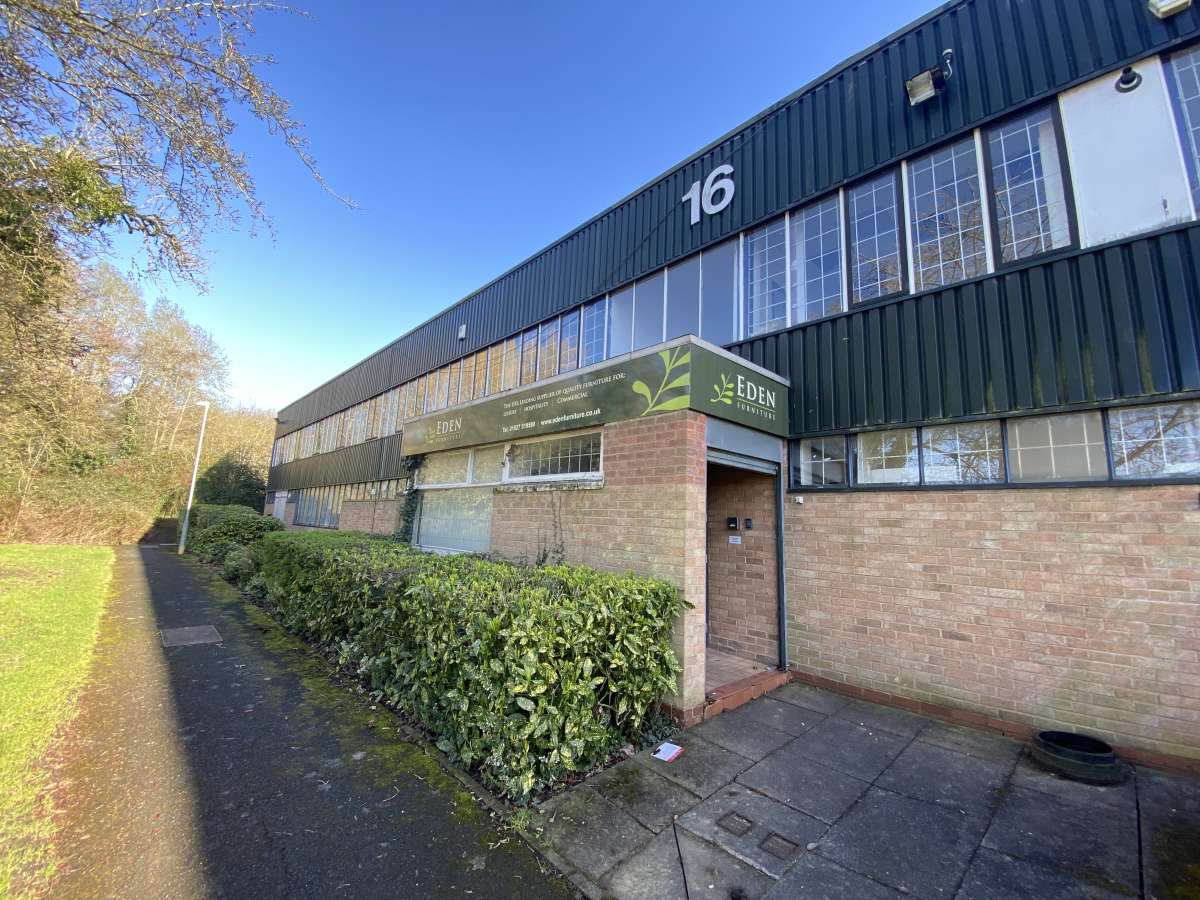 Industrial Unit in Redditch - photo 2