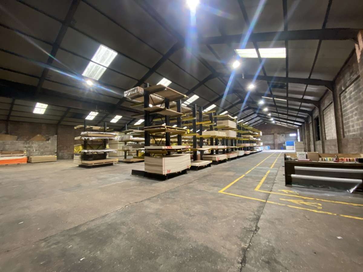 Industrial Unit in Oldbury - photo 4