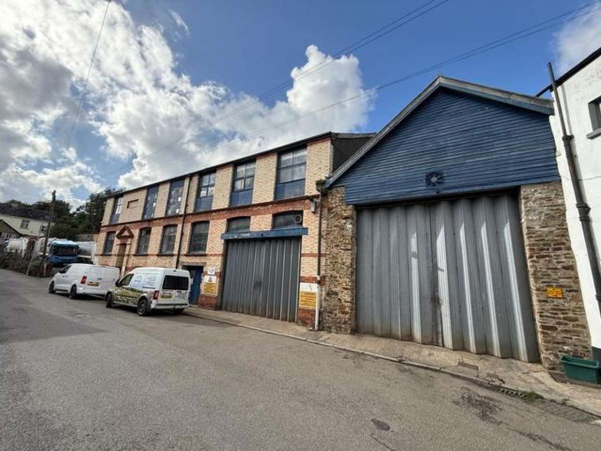 Industrial Unit in Bideford - photo 3