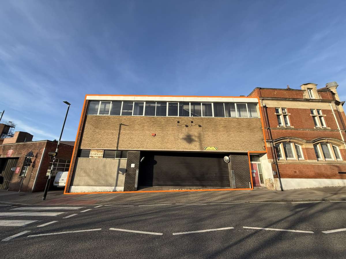 Industrial in Hinckley