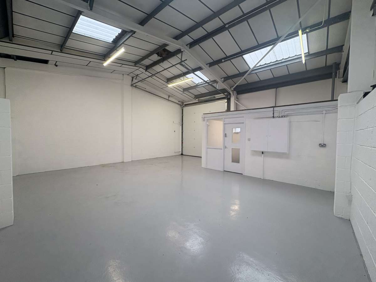 Industrial Unit in Northampton - photo 4