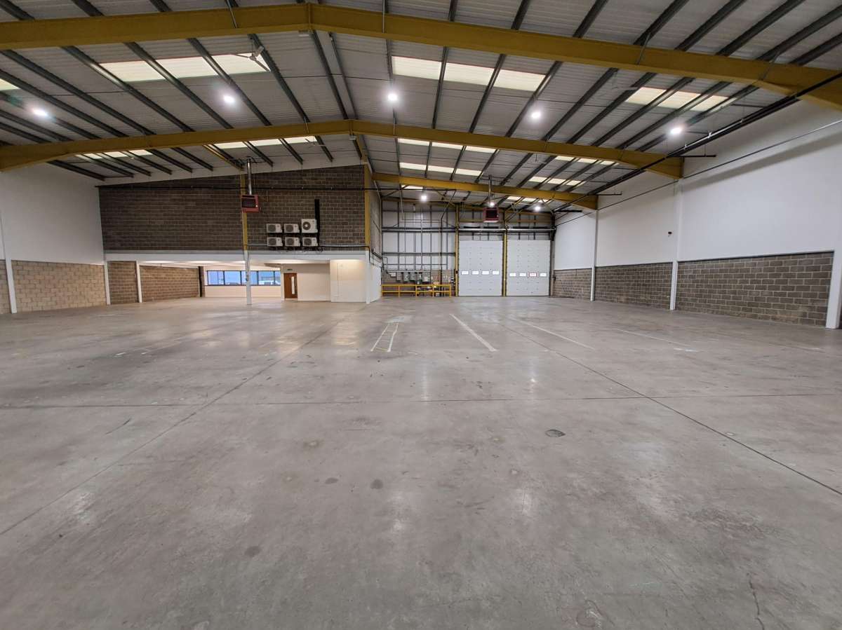 Industrial Unit in Kingston - photo 4