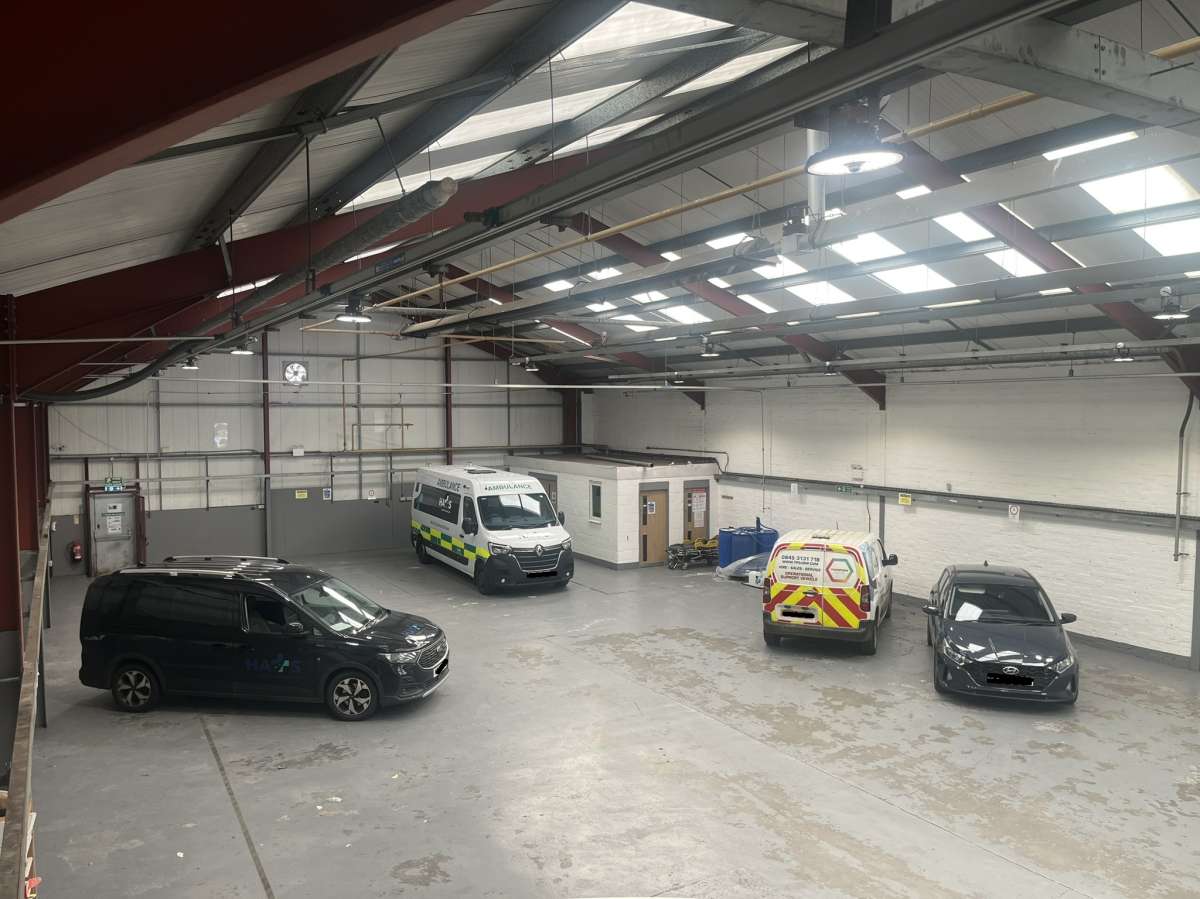 Industrial Unit in Neath - photo 2