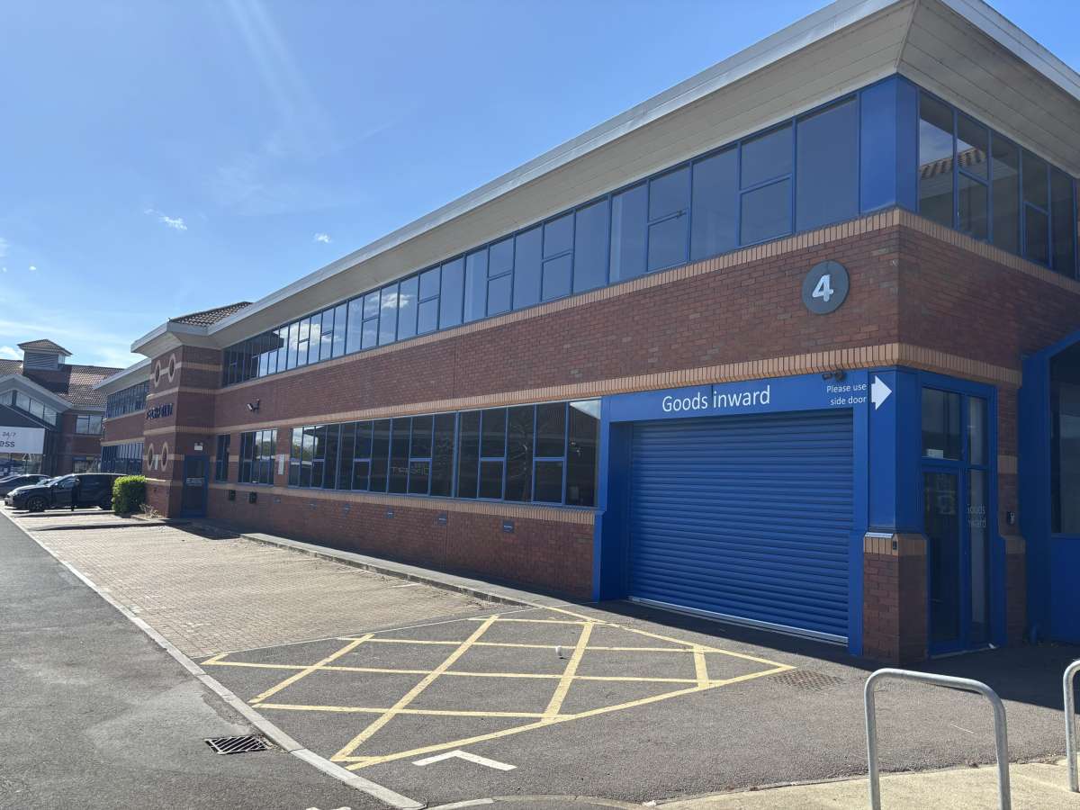 Industrial Unit in Melksham - photo 4