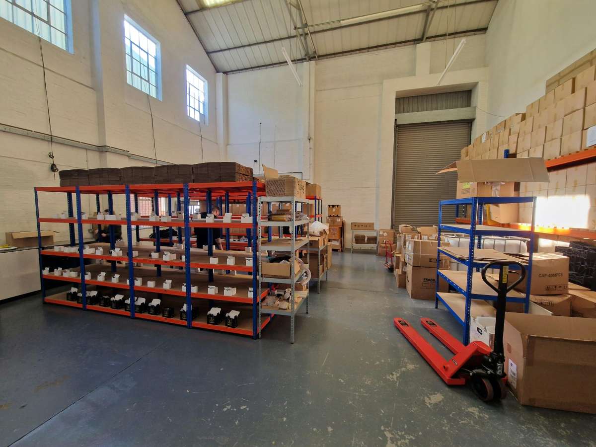 Industrial Unit in Fareham - photo 3
