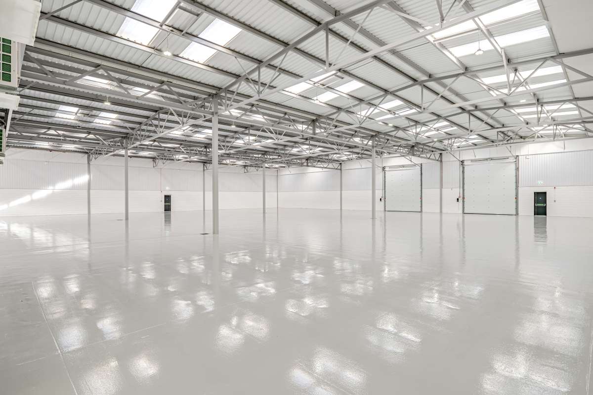 Industrial Unit in Milton Keynes - photo 4