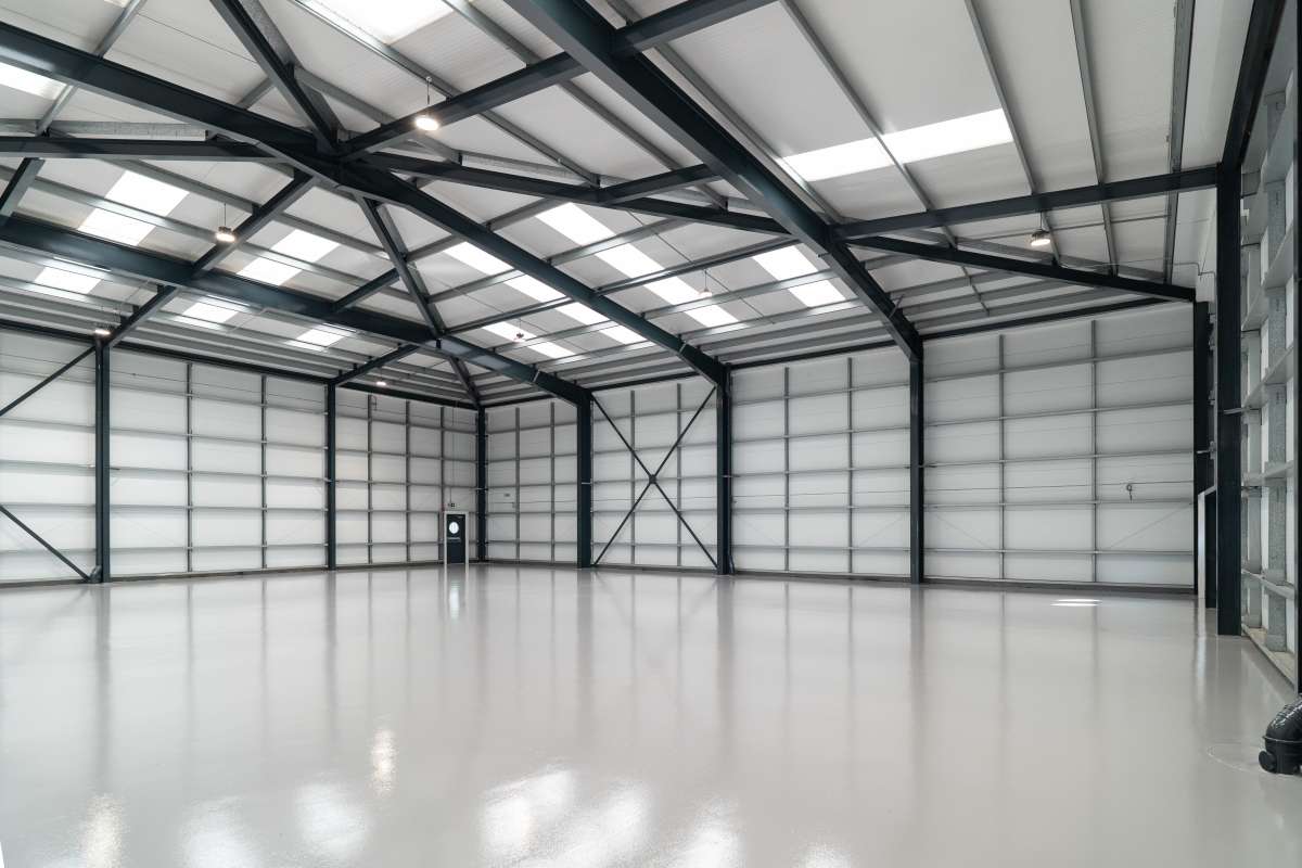 Industrial Unit in London - photo 4