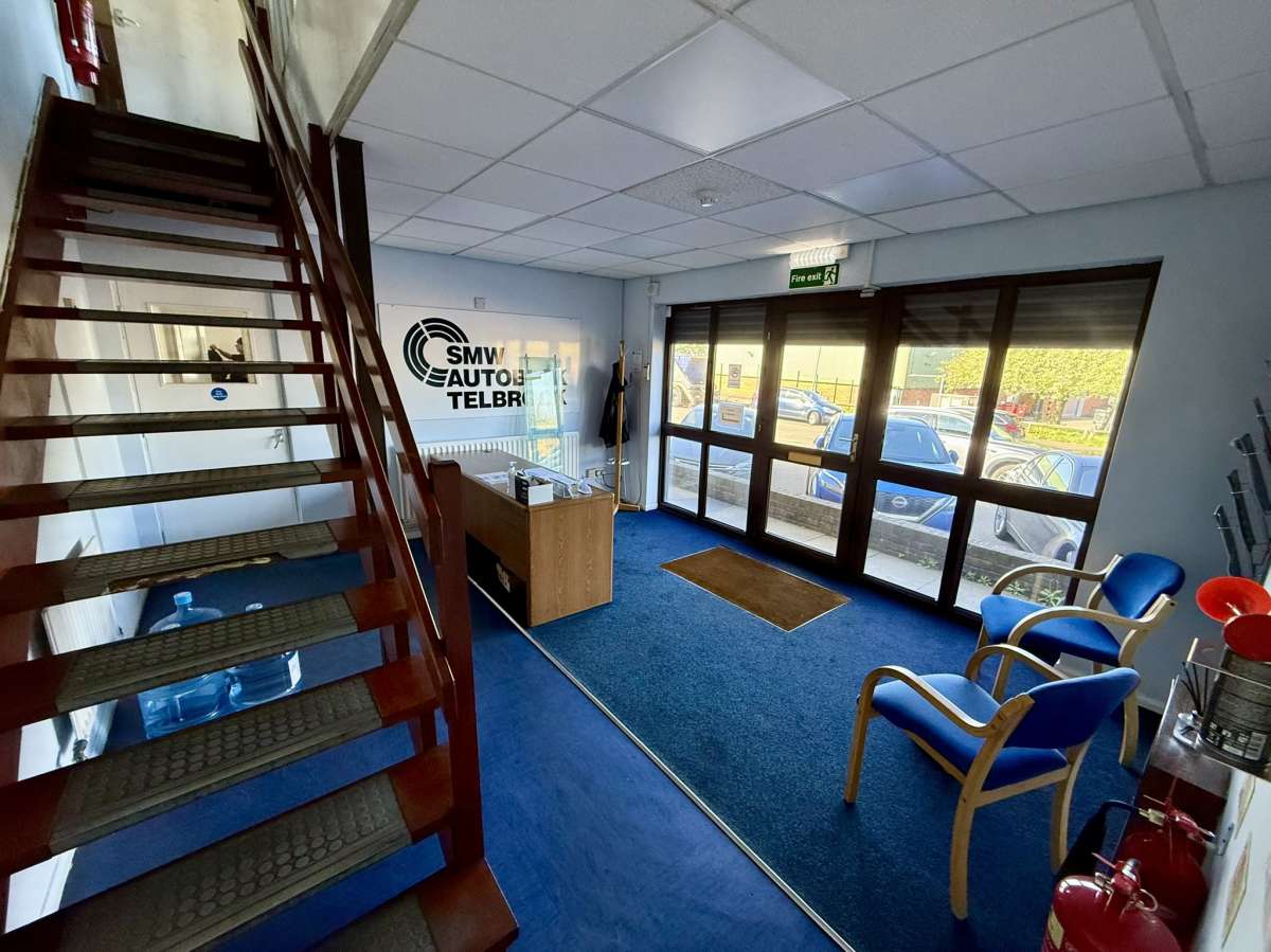 Industrial Unit in Hinckley - photo 4