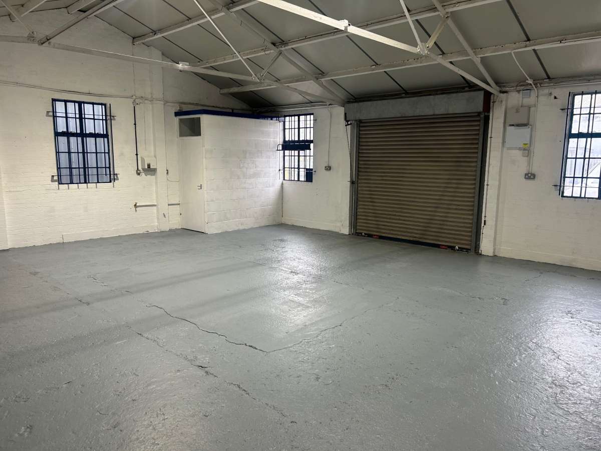 Industrial Unit in Burton-On-The-Wolds - photo 3