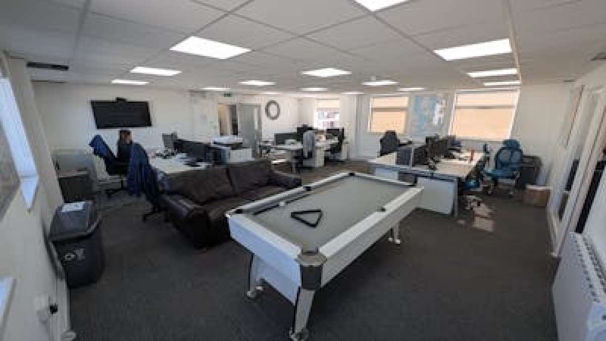 Industrial Unit in Southampton - photo 4