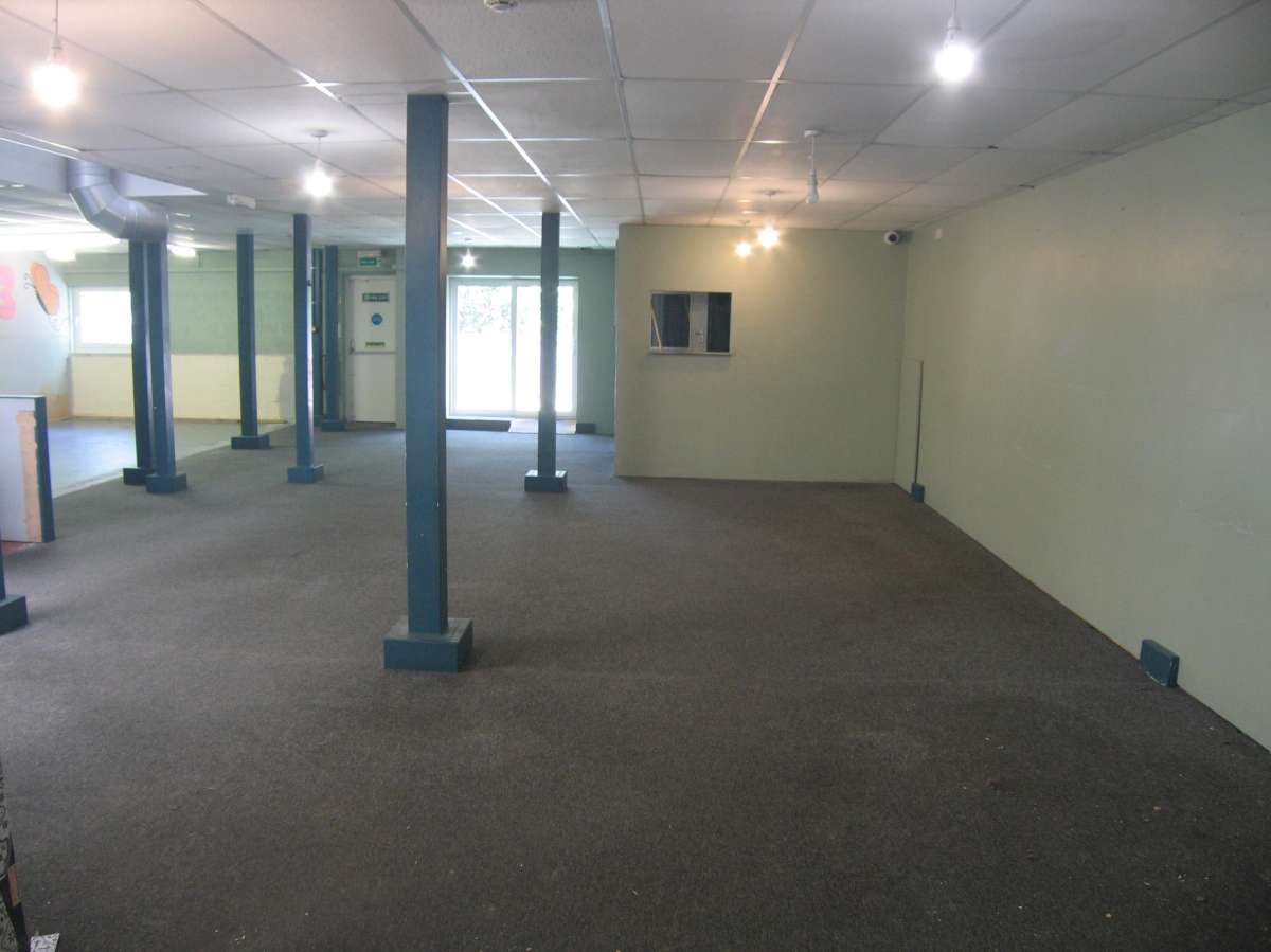 Industrial Unit in Loughborough - photo 3