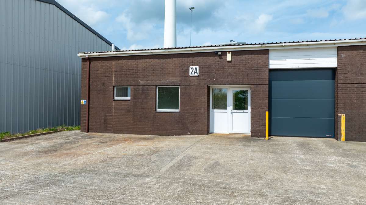 Industrial Unit in Launceston - photo 2